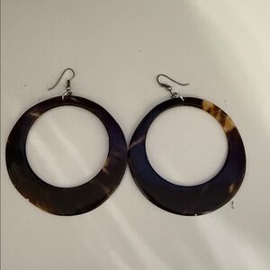 Elegant Tortoiseshell Hoop Earrings